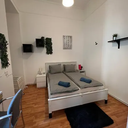 Big Apartment In The City Centre Budapest Exterior photo